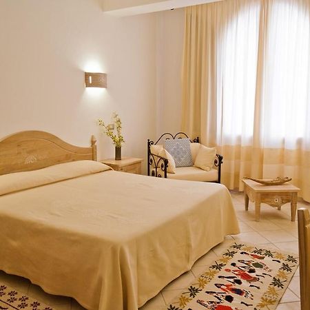 Hotel Libyssonis Porto Torres Oda fotoğraf