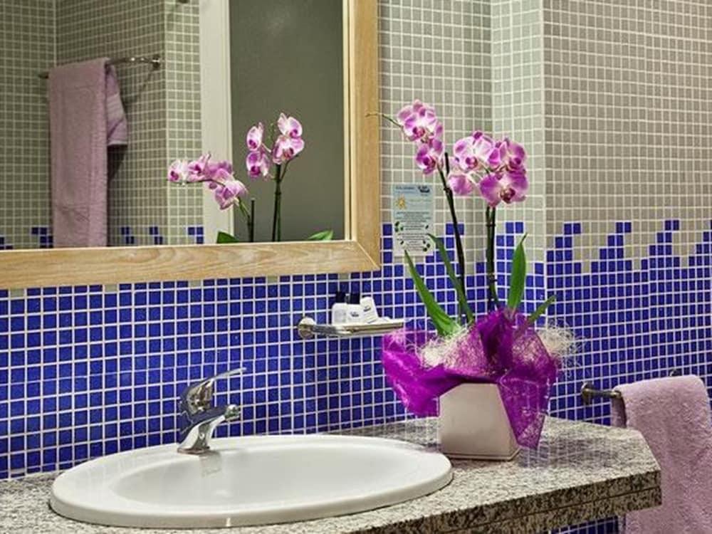 Hotel Libyssonis Porto Torres Dış mekan fotoğraf